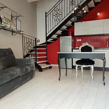 Einaudi 56 Apartament *