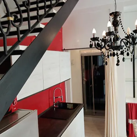 Appartement Einaudi 56 *